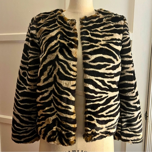 Banana Republic Jackets & Blazers - NWT•Banana Republic•Faux Fur Tiger Coat•sz S